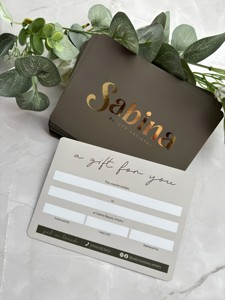 Stampa Personalizzata di Buoni Regalo con Logo in Lamina d'Oro, Cartoncino Artistico su Misura, Servizio di Design Gratuito, Certificati Regalo per Saloni e Aziende - Product Image 1