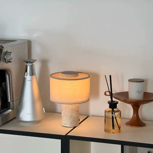 Lampe de table moderne et simple en marbre avec abat-jour en tissu, lampe de chevet LED à piles - Product Image 3