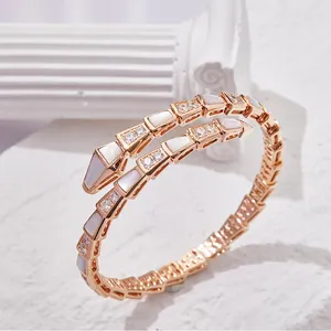 Couple bracelet Fashion design snake shaped bracelet inlaid with white fritillary hand adjustable accessories