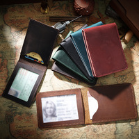 Titular de la licencia de conducir de cuero genuino retro Grado superior Crazy Horse Funda de certificado de registro de vehículo de cuero Muestra gratis