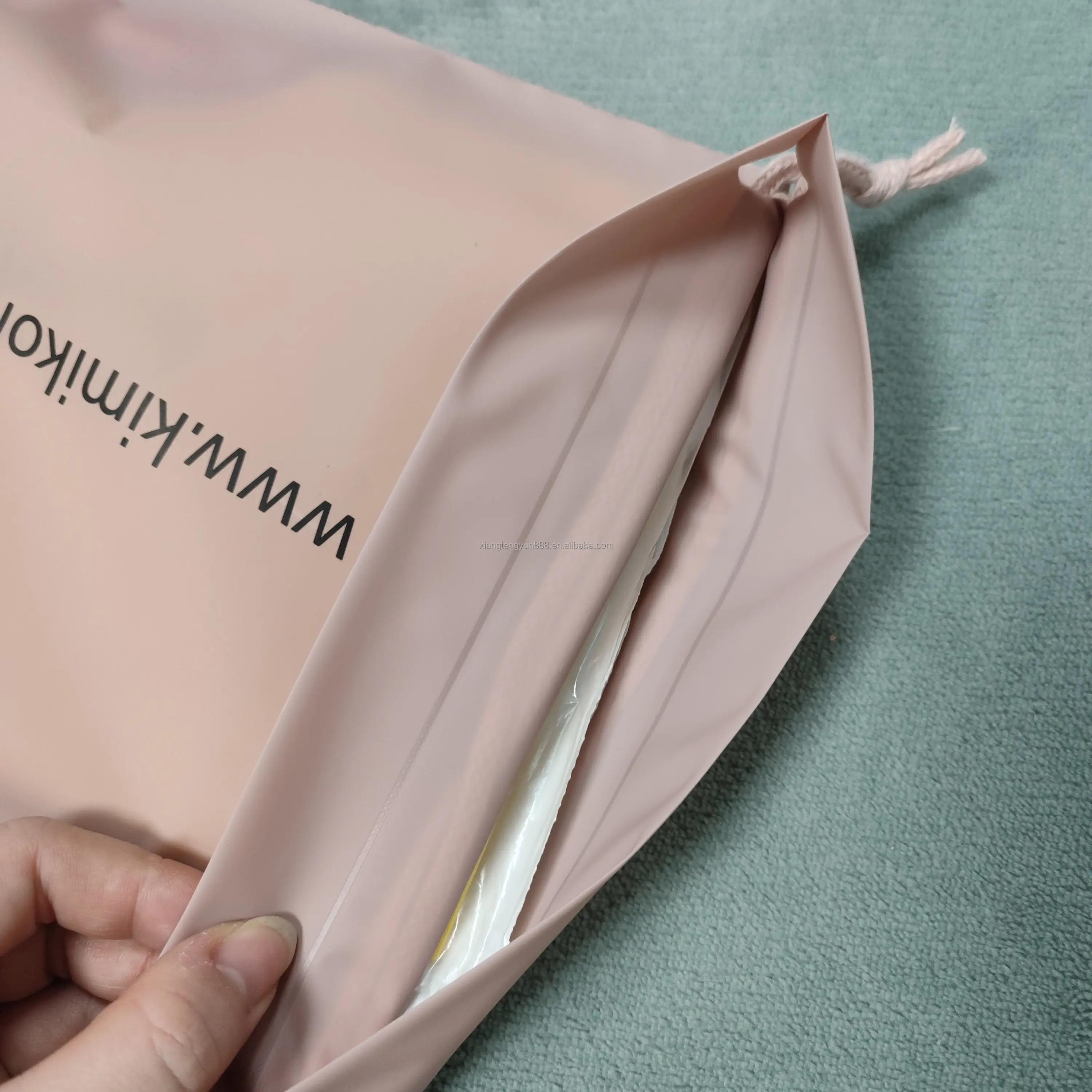 Биоразлагаемый пакет, пластиковый ПВХ мешок на шнурке, матовый Eva, индивидуальный принт, упаковочный пакет для одежды
