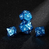Ensemble de dés DND transparents bleus, 7 pièces, avec gravure de Dragon, dés polyédriques avec chiffres blancs pour Dungeons & Dragons RPG MTG