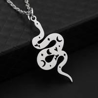 Collier pendentif serpent en acier inoxydable, breloque serpent étoile lune découpée, collier chaîne superposé pour femme style gothique occulte