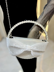 Sac à main de soirée demi-lune scintillant pour femme 2026 avec nœud, strass et paillettes, pochette à bandoulière chaîne et anse en anneau en PU - Product Image 5