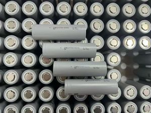 Batería Tenpower 50XG 50SG 40XG 21700 70A de 3.6V, Celdas de Iones de Litio 21700 de 5000mAh, <span class=keywords><strong>la</strong></span> Más Baja Resistencia Interna, para Drones FPV - Product Image 2