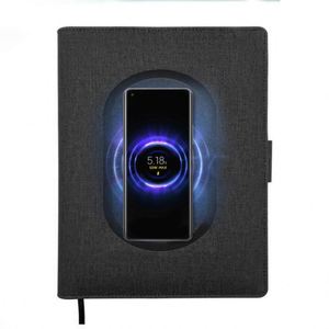 Novedad 2026: Set de Regalo Ejecutivo de Lujo para Clientes VIP - Batería Externa Inteligente de 8000 mAh, Llavero y Bolígrafo con Botella - Product Image 4