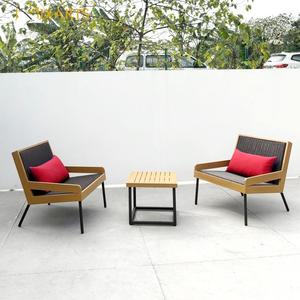 Chaise <span class=keywords><strong>de</strong></span> <span class=keywords><strong>jardin</strong></span> contemporaine <span class=keywords><strong>en</strong></span> <span class=keywords><strong>teck</strong></span> et aluminium, tressée <span class=keywords><strong>en</strong></span> rotin PE, résistante aux intempéries pour l'extérieur - Product Image 1