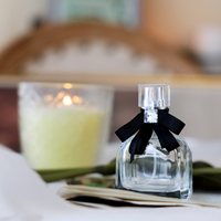 Flacon de parfum en verre personnalisé unique bon marché de luxe mini flacons de vaporisateur de parfum en verre