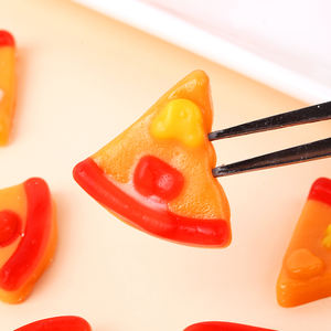 Vente en gros de bonbons gélifiés vitaminés aux saveurs de fruits assortis, sucrés et acidulés, certifiés Halal, en forme de pizza - Product Image 5