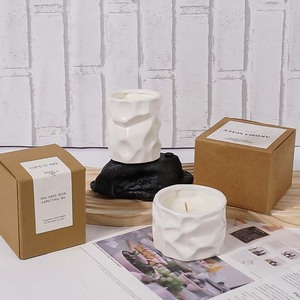 Fournitures de fabrication de bâtons sucrés Cire de soja à <span class=keywords><strong>fleurs</strong></span> sèches 8oz Bougies parfumées avec mon propre logo - Product Image 1