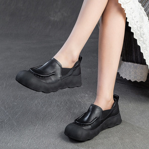 รองเท้าผ้าใบทรงสูงน่ารักและมีสไตล์ ขนาดใหญ่พิเศษ ใช้งานได้หลากหลายสำหรับใส่ลำลอง สไตล์เรโทร แฟชั่นสำหรับผู้หญิง - Product Image 3