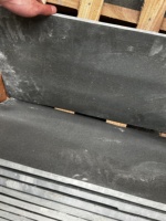 Dalles en ardoise noire naturelle personnalisées pour l'extérieur, durables, pour hôtels, cuisines, villas, salles de bain, jardins, marches et sols.