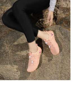 Zapatos acuáticos unisex, zapatillas de deporte de malla ligeras y transpirables, de secado rápido, antideslizantes para hombres y mujeres, para nadar, playa, surf - Product Image 4