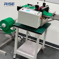 Machine de découpe de précision de rouleaux en feuilles pour le traitement continu des matériaux en rouleaux non tissés