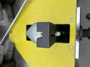 Mesin pres sudut Aluminium HARGA TERBAIK mesin <span class=keywords><strong>Crimping</strong></span> sudut untuk pembuatan jendela & pintu - Product Image 5