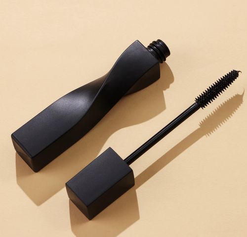 # 2 tubes de mascara noir