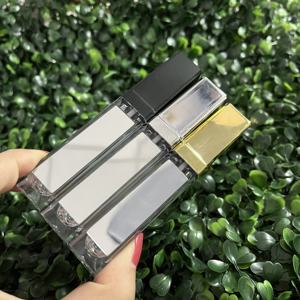 Tubo de lápiz labial líquido, contenedores de brillo de labios de etiqueta privada, embalaje vacío cuadrado, tubos de brillo de labios personalizados - Product Image 1