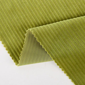 Tissu en polaire corail 3D à rayures en polyester et élasthanne avec doublure en mousse à mémoire de forme, idéal pour la mode automobile, la confection de vêtements et les textiles de maison (vente en gros) - Product Image 3