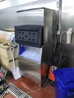 Máquina para Hacer Hielo en Cubos de 150 kg por Día, Refrigerador con Congelador Inferior