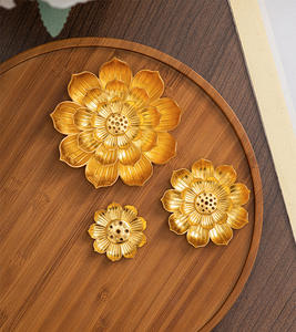Brûleur d'encens en métal avec motif lotus en relief, mini brûleur d'encens <span class=keywords><strong>pour</strong></span> bâtonnets de santal, encensoir <span class=keywords><strong>pour</strong></span> offres religieuses du Moyen-Orient - Product Image 5