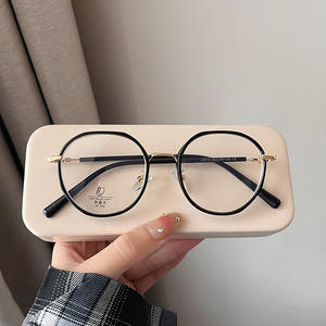 Nuevas gafas anti luz azul para mujer, montura redonda, lentes de PC, tamaño mediano, estilo coreano con laterales brillantes, hechas en Taizhou. - Product Image 5