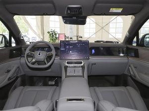 <span class=keywords><strong>Ofertas</strong></span> en Vehículos en Stock, Cantidad Limitada, Denza N9 2025 Edición Premium, Vehículo Híbrido Enchufable, 5 Puertas, 6 Plazas, SUV Grande, Autonomía de 202 km - Product Image 5