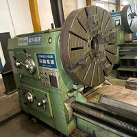 Tour à métaux manuel d'occasion avec accessoires standard complets, prêt à l'emploi pour le tournage horizontal des métaux