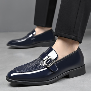Mocassins en cuir verni pour hommes, à bout pointu, avec boucle, chaussures de bureau habillées, toutes saisons, couleur unie, tendance mode - Product Image 1