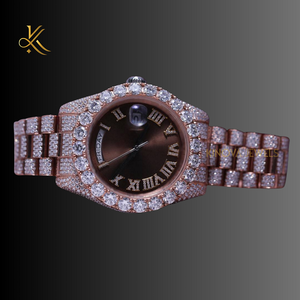 Reloj de diamantes Moissanite de estilo de diseñador para hombre creado con materiales de primera calidad y artesanía de lujo para el día a día - Product Image 1