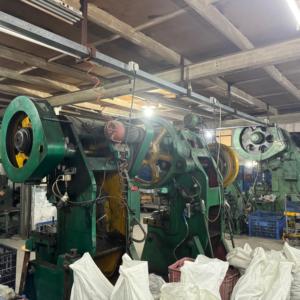 قطع معدنية مختومة مخصصة مباشرة من المصنع |   خط إنتاج آلات الضغط من الشركة المصنعة |   خدمة الختم الدقيق <span class=keywords><strong>OEM</strong></span>/ODM عالية الدقة - Product Image 4