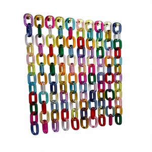 Décoration murale en résine faite à la main, chaîne moderne pour la maison, marque Handforge Global Impex, thème de Noël, lot multi-pièces, forme variée - Product Image 1