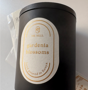 Etiquetas de Papel Texturizado con Logotipo 3D de Lujo de Marca Personalizada, Etiquetas de Perfume con Relieve de Lámina Dorada Mate, Etiquetas para Frascos de Velas - Product Image 4