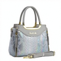 Sac à main femme motif serpent ombré, sac fourre-tout de luxe en peau de python dégradé, sac cabas exotique multicolore, sac de créateur pour femme