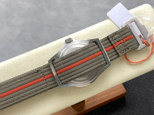 Relojes Automáticos de Lujo Personalizados de Titanio de Alta Calidad para Hombre con Movimiento Dandong - Product Image 6