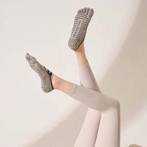 Wholesale Yoga and Pilates-specific Five-finger Socks Women's Short Style Anti-slip Breathable Split-toe Socks - Product Image 5