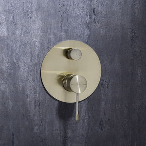 Interruptor de latón que se monta en la pared, mezcladores de baño ocultos, grifo moleteado, válvulas mezcladoras de ducha de baño con desviador - Product Image 4
