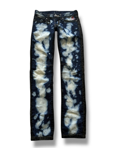 Pantalones acampanados de diseño personalizado con efecto de fricción para reparar bigotes de gato - Product Image 5