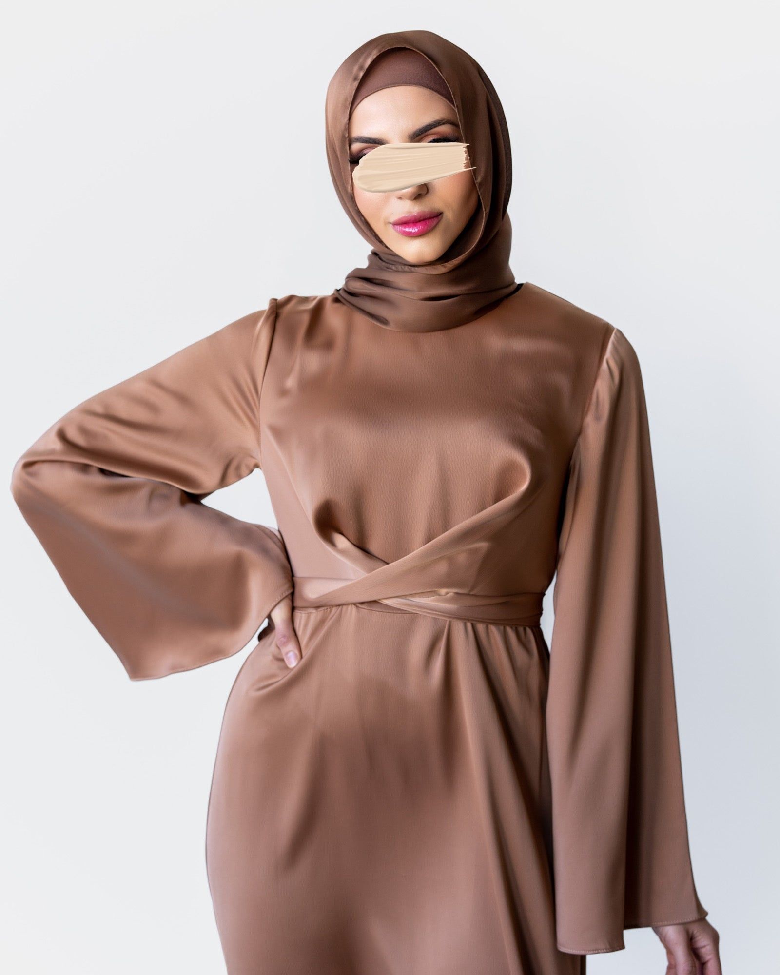 สีน้ำตาล