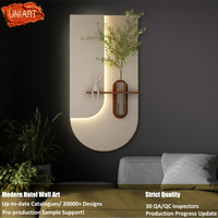 UNIART Luxe LED en Bois Lumineux Sculpture Murale 3D en Relief de Grès, Vase Plante Verte pour Décoration d'Intérieur et Hôtels Style Art Déco