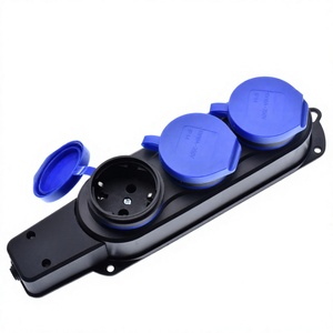 ปลั๊กไฟฟ้ากันน้ำกลางแจ้ง IP44 16A 3000W EU 2PE 3W ทองแดง 3 ช่องเสียบ มาตรฐาน CE สำหรับประเทศเยอรมนี - Product Image 2