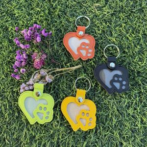 Wholesale PU Leather Heart Shape Pet Paw Print Photo Keychain Custom Pet <b>Memorial</b> <b>Keyring</b> Gift Pet Lover <b>Keyring</b> Accessory - Product Image 1