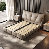 Lit double capitonné de luxe en cuir véritable, design italien moderne, pour chambre principale, idéal pour projets d'appartements