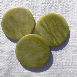 <b>Polished</b> Round Green Jade Pads 50mm For Eyelash Extension Under Eye Pads - Product Image 1