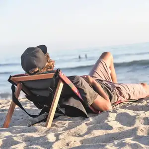 새로운 사용자 정의 로고 휴대용 야외 나무 등받이 태양 안락 의자 비치 의자, 접이식 피크닉 야외 캠핑 여행 매트 안락 의자