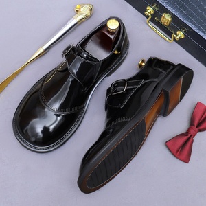 Chaussures en cuir de haute qualité avec fermoirs à bout rond pour tenue formelle, chaussures pour hommes tendance et élégantes - Product Image 6