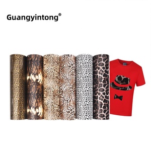 Vinyle thermocollant à motif peau de serpent Guangyintong pour chaussures, vinyle de presse à chaud économique, papier de transfert <span class=keywords><strong>Cricut</strong></span> Easy Press - Product Image 1