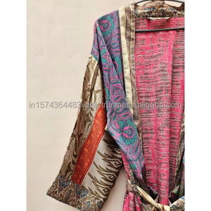 Kimono de Seda Vintage Hecho a Mano en India, Ropa de Dormir para Mujer, Vestido Largo de Playa para Verano, Estilo Bohemio con Cuello en V - Product Image 4