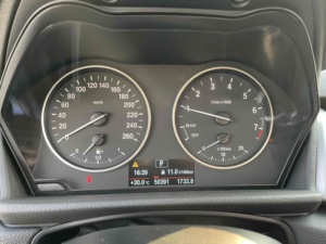 <span class=keywords><strong>BMW</strong></span> Serie 2 <span class=keywords><strong>Active</strong></span> <span class=keywords><strong>Tourer</strong></span> 2016 218i Versione Fashion Usata, Wagon Compatto di Lusso per Esportazione Globale - Product Image 6
