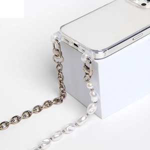 Sang Trọng Chuỗi Ngọc Trai Crossbody Dây Đeo Chống Sốc Acrylic Trường Hợp Đối Với <span class=keywords><strong>iPhone</strong></span> 17 16 14 13 11 15 Pro Max XR X XS Cộng Với Bìa Dây Buộc - Product Image 3