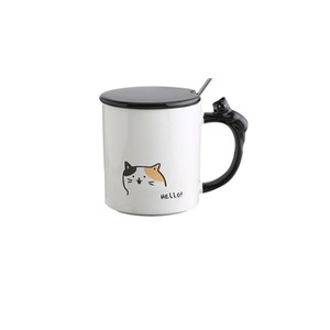 Vente en gros de cadeaux d'affaires personnalisables en forme de poignée mignonne disponibles tasses à café en céramique avec impression par sublimation blanc noir - Product Image 1